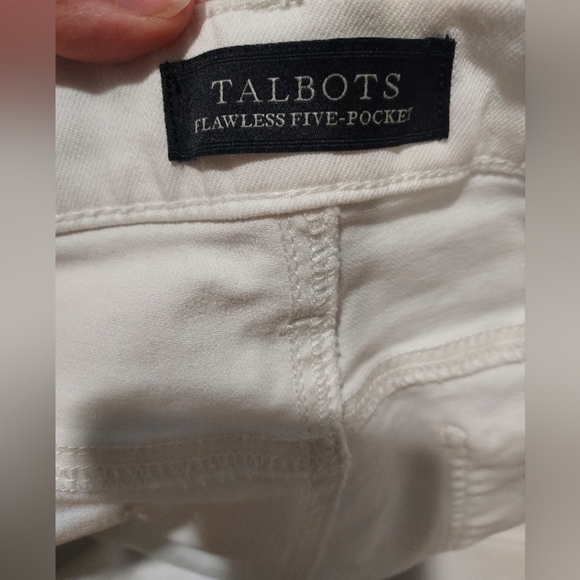 Talbots White Flawless Five-Pocket Slim Ankle Denim Jeans in Size 12 - Picture 9 of 13